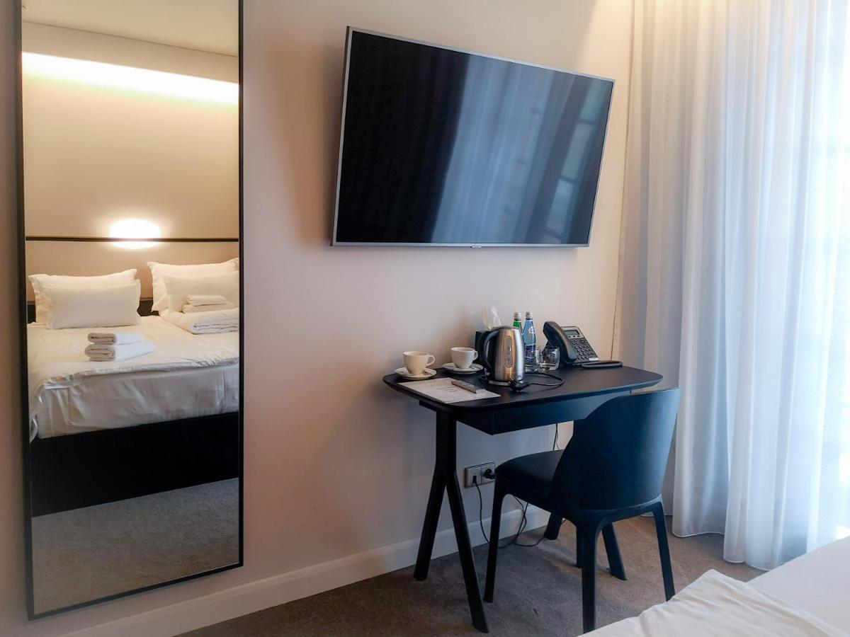 Hotel Gorzelnia Nakło nad Notecią Bagian luar foto